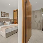 Kim Villa